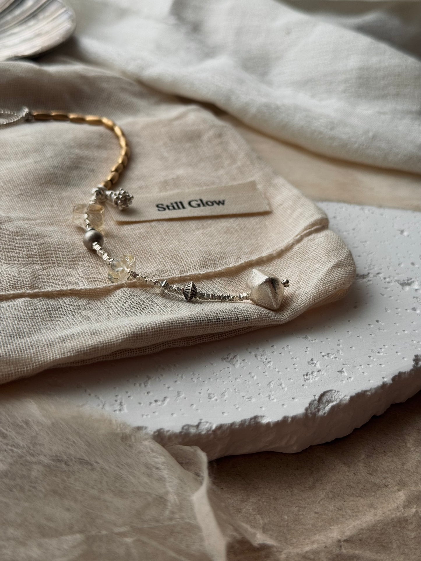 Last Light Relic｜Vintage Citrine Bracelet｜925 Silver × Brass｜Aive Collection