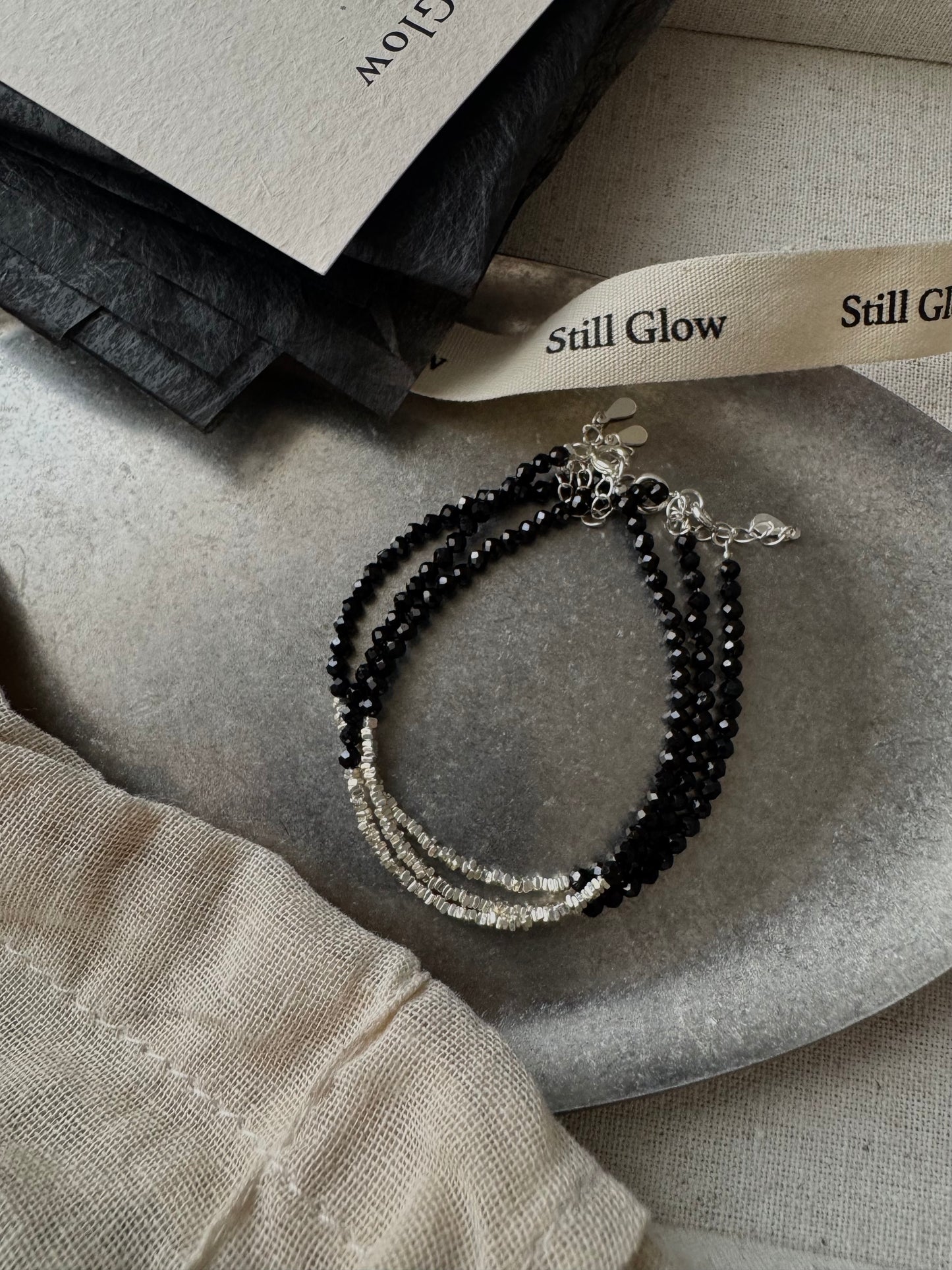Nocturne Light｜Black Spinel × Sterling Silver Bracelet