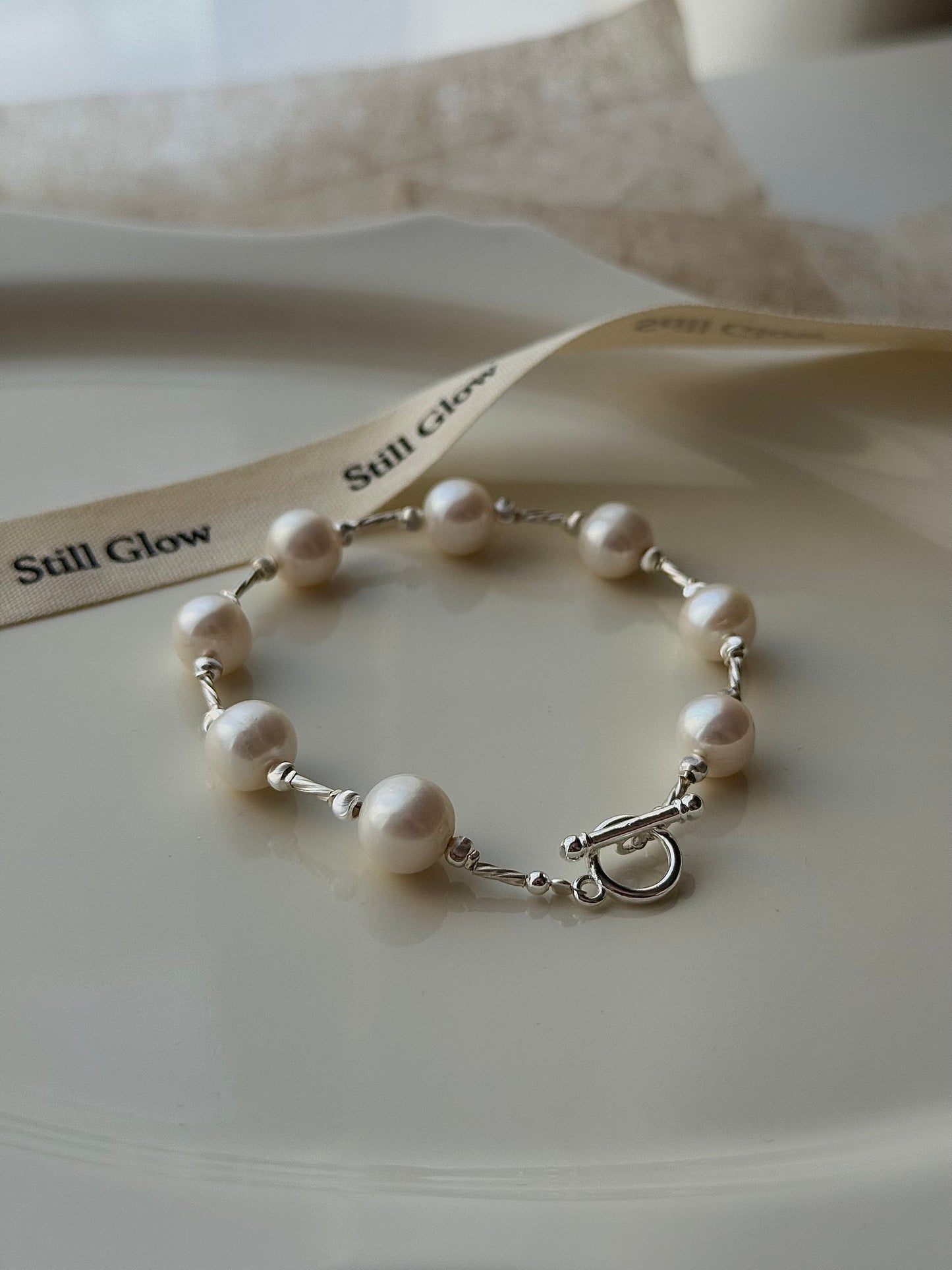 Trace of Light｜925 Silver × Natural Freshwater Pearls Bracelet