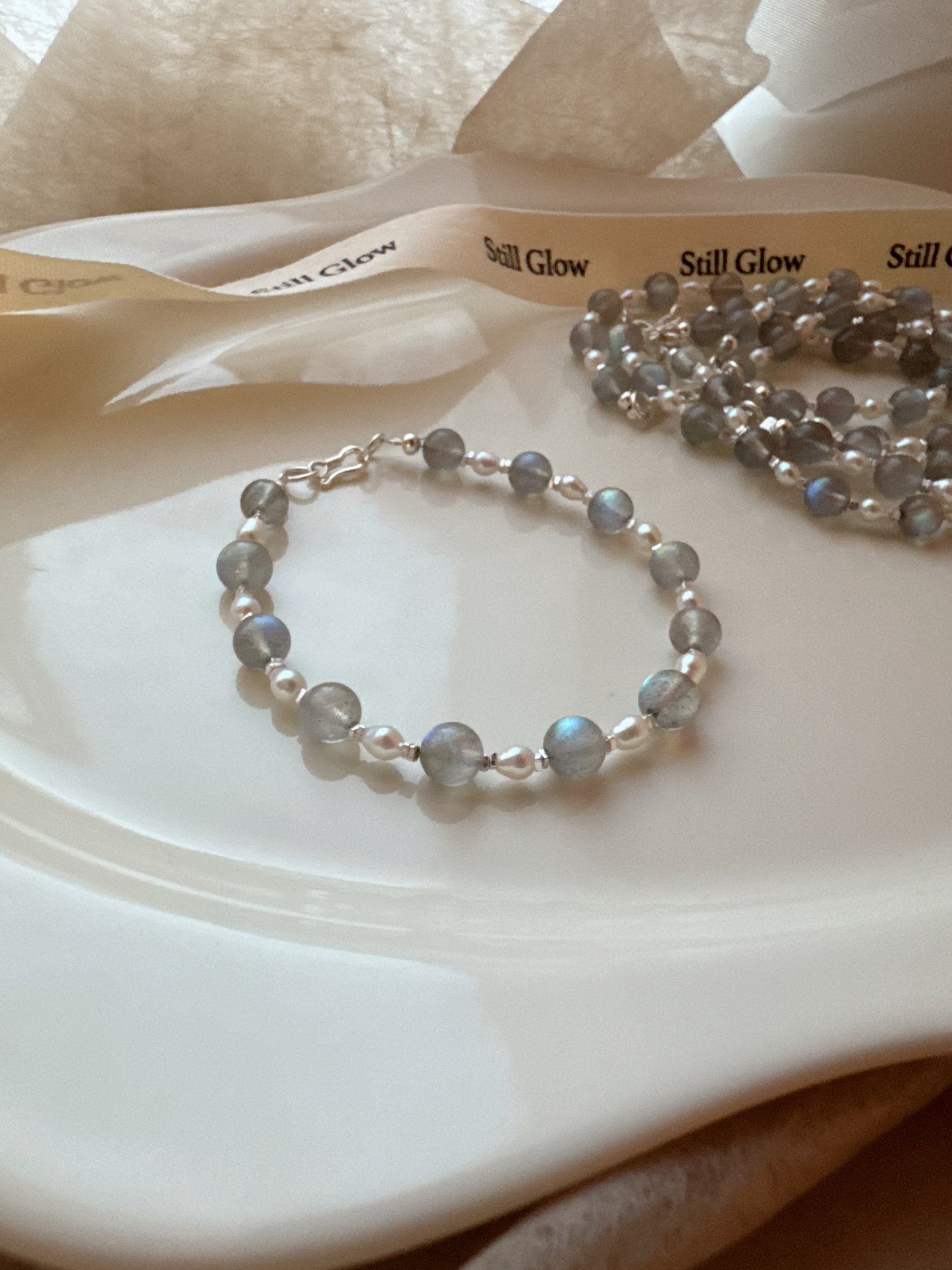 Lunar Mist｜Labradorite & Freshwater Pearl 925 Silver Bracelet