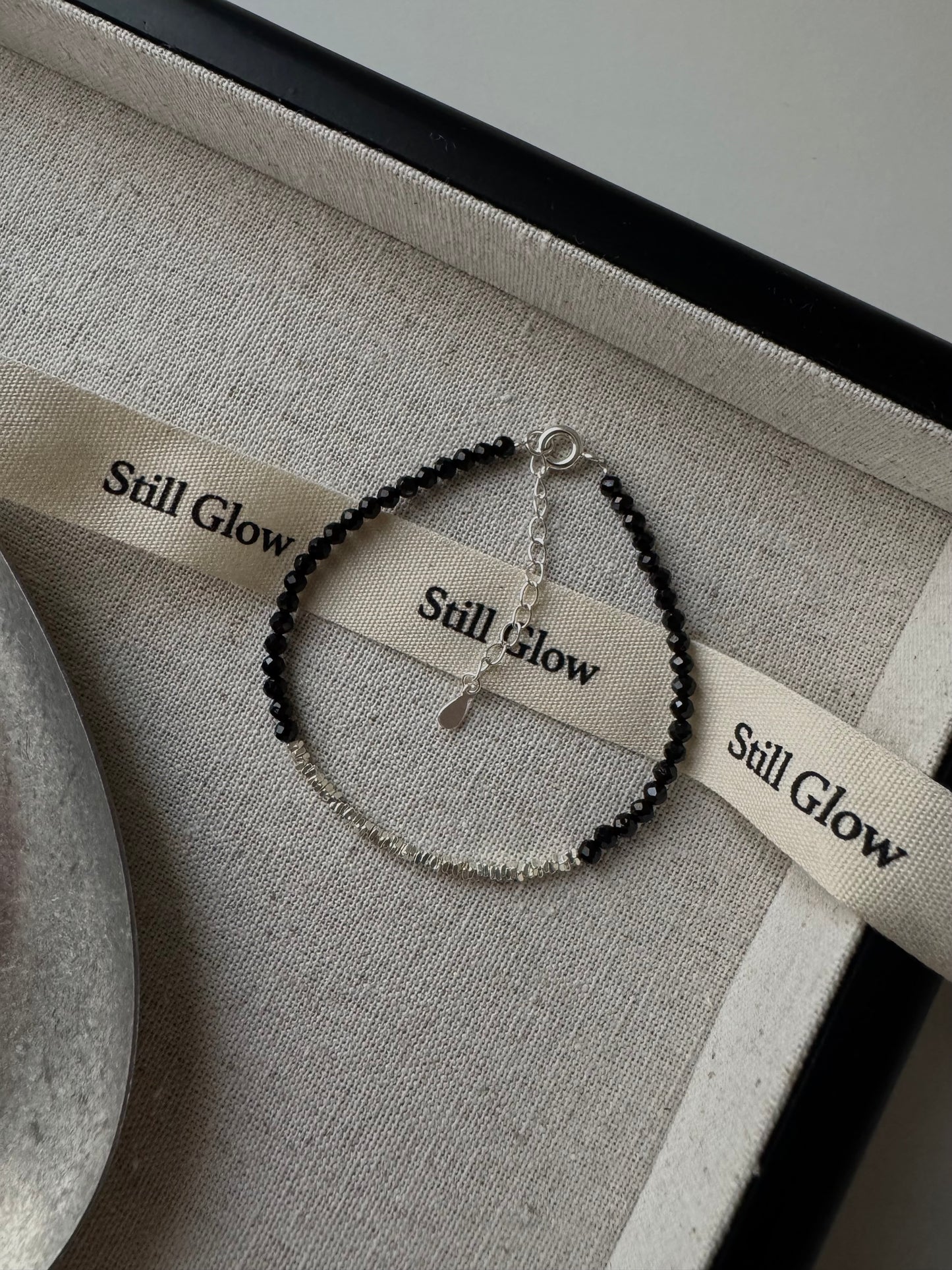 Nocturne Light｜Black Spinel × Sterling Silver Bracelet