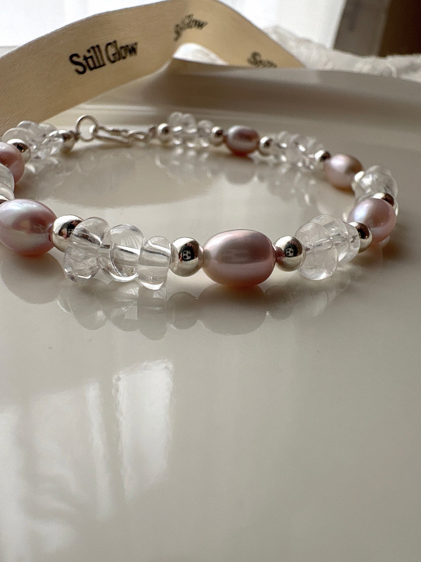 Aurora Dream｜Blush-Violet Freshwater Pearl × Clear Quartz × 925 Silver Bracelet