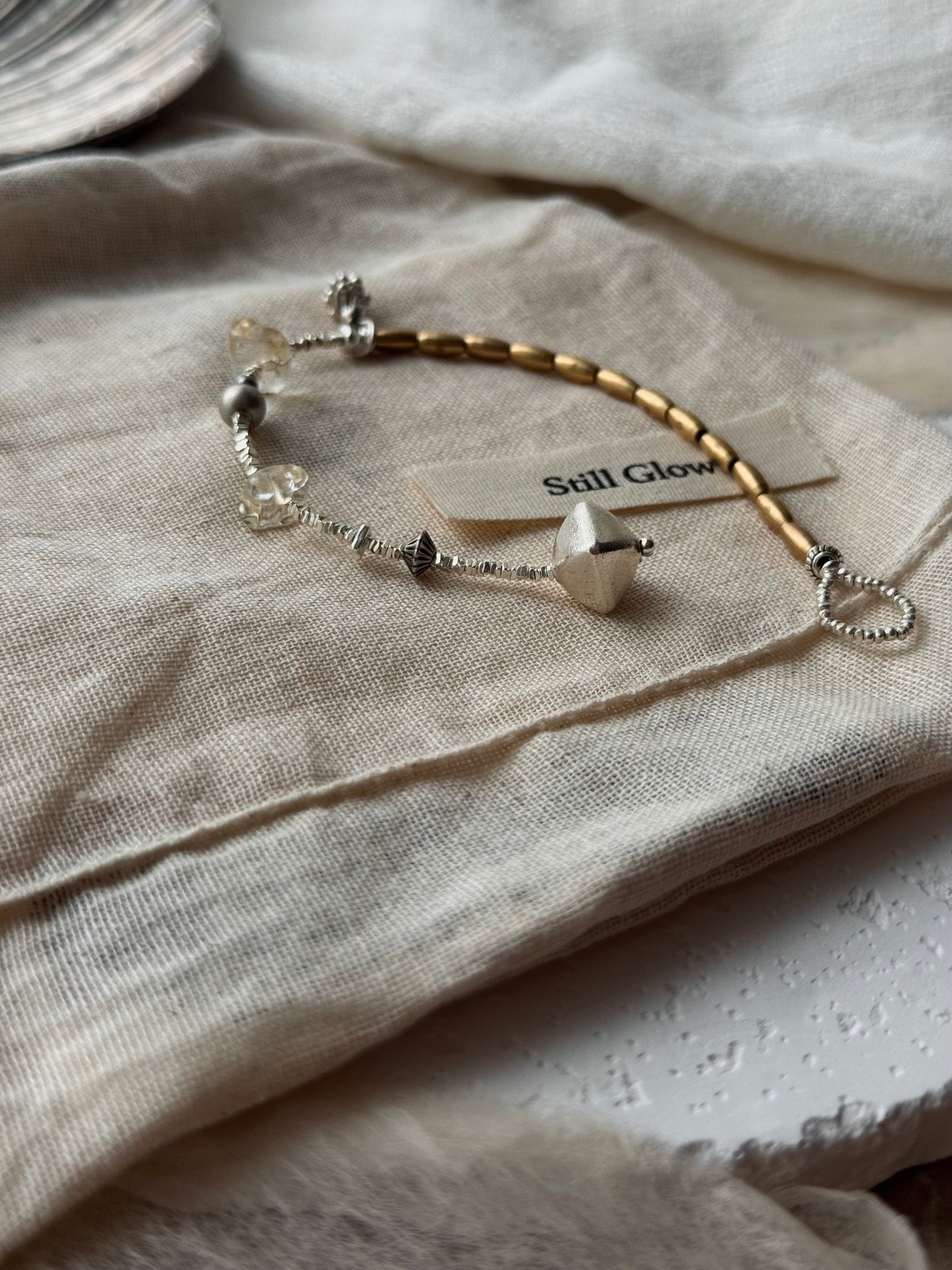 Last Light Relic｜Vintage Citrine Bracelet｜925 Silver × Brass｜Aive Collection