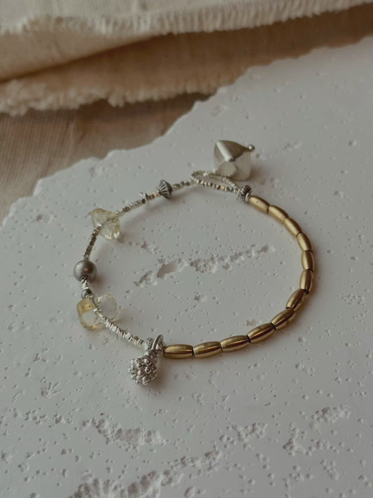 Last Light Relic｜Vintage Citrine Bracelet｜925 Silver × Brass｜Aive Collection
